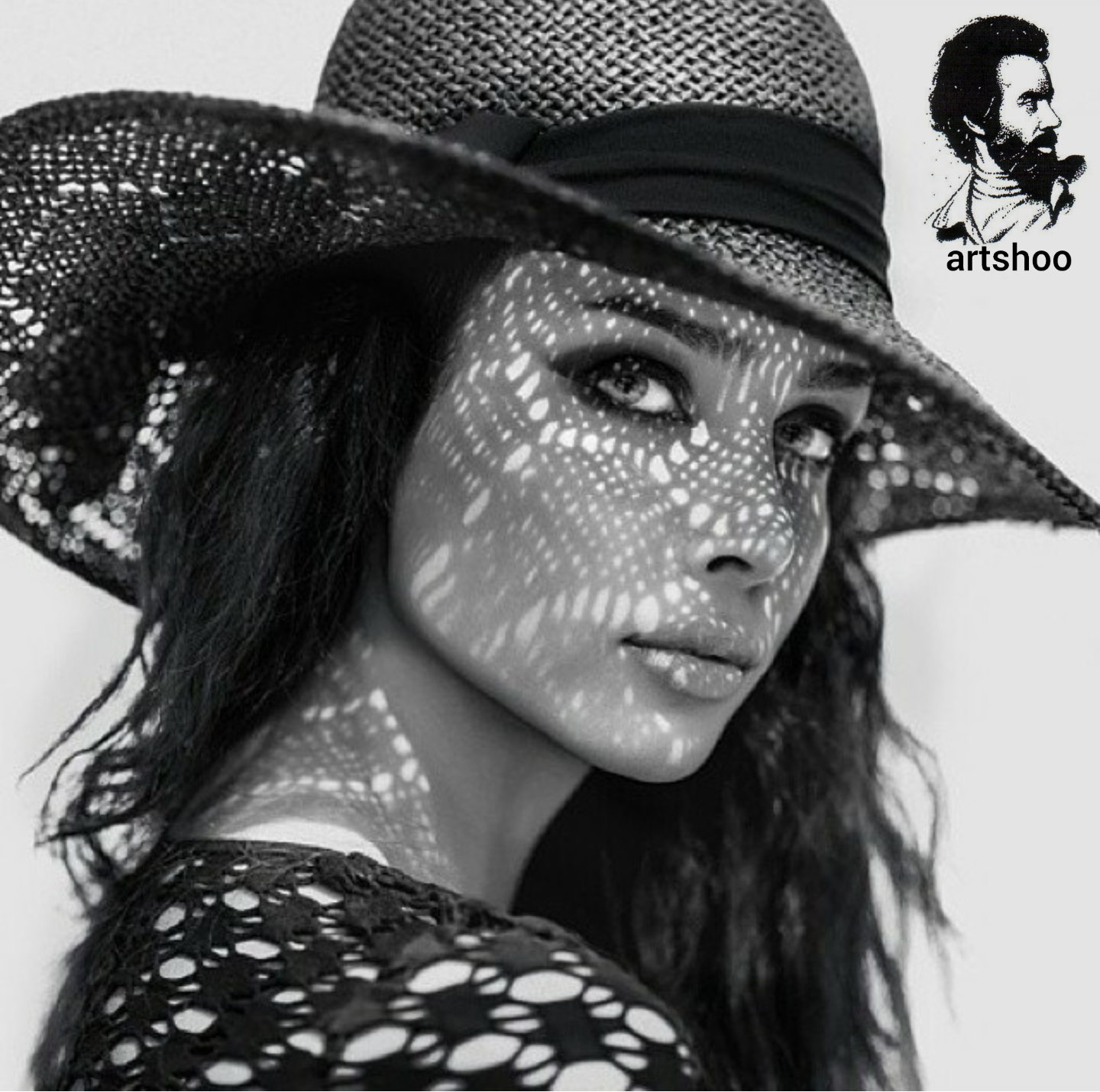 مدل سیاه قلم اورژینال